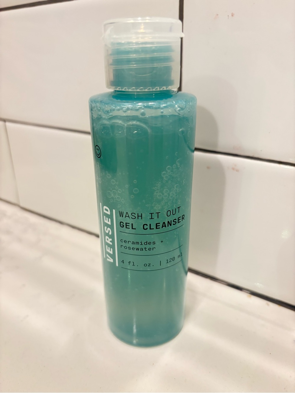 Versed Wash It Out Gel Cleanser - Aqua Blue